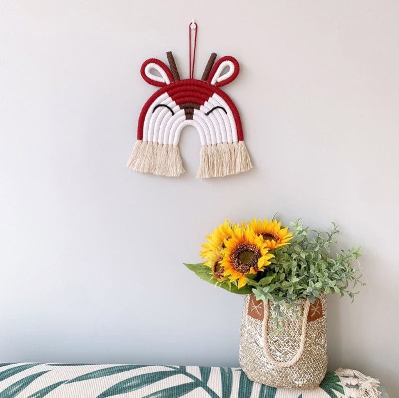 Arc-en-ciel macramé Arc-en-ciel Macramé : Décoration Bébé Élégante