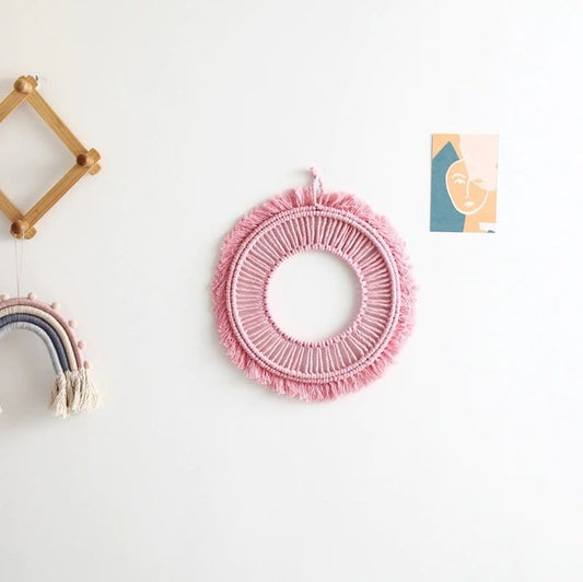 Cadre Macramé Miroir Rose en Macramé Élégant